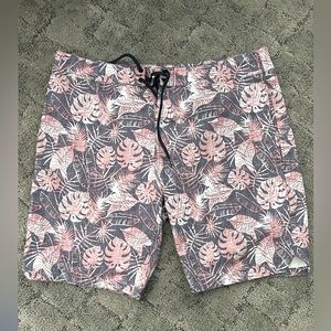 TravisMathew board shorts - 35 waist